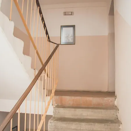 Appartamento однокомнатная радом с центром Bŭnzarito