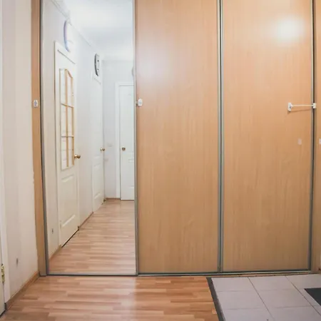 однокомнатная радом с центром Bŭnzarito